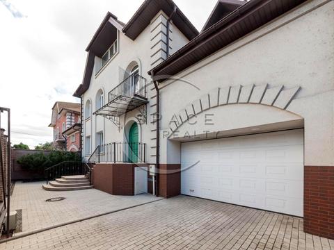 будинок за адресою Яслинська вул.