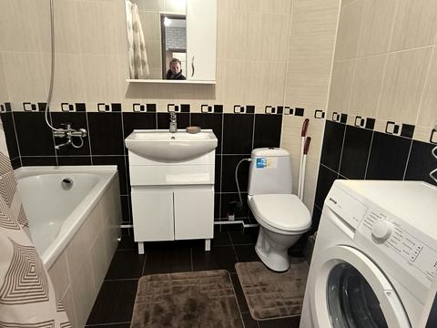 квартира за адресою Героїв Небесної Сотні просп., 18/2