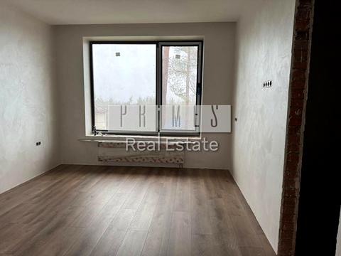 будинок за адресою Вишнева вул.