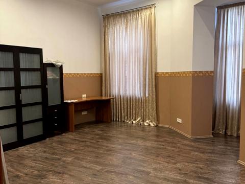 квартира за адресою Ужгород, Августина Волошина вул., 12