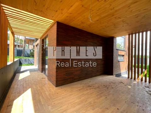 будинок за адресою Вишнева вул.