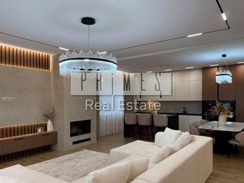 будинок за адресою Вишнева вул.