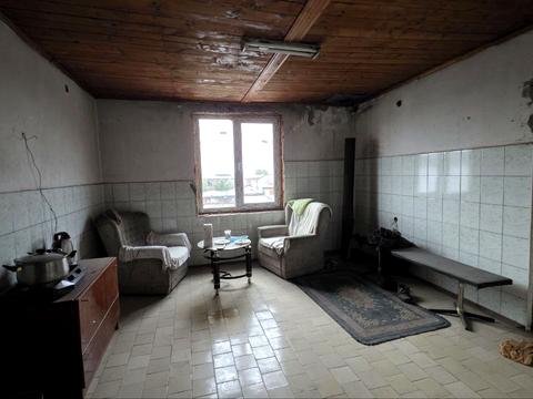 коммерческая по адресу Коммунальщиков ул., 4