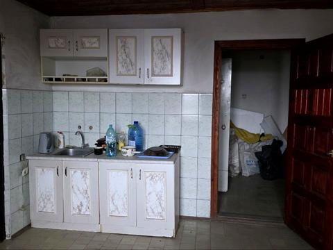 коммерческая по адресу Коммунальщиков ул., 4