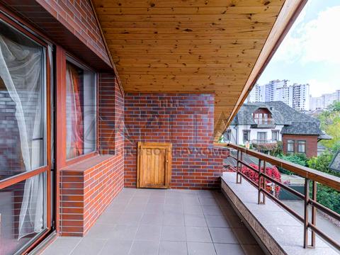 комерційна за адресою Павла Загребельного вул. (Миколи Раєвського), 14