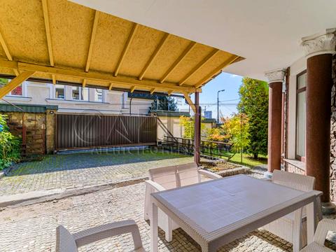 комерційна за адресою Павла Загребельного вул. (Миколи Раєвського), 14