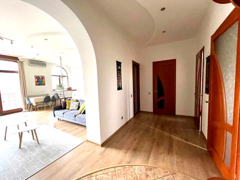 квартира за адресою Хрещатик вул. (Kreschatic), 13