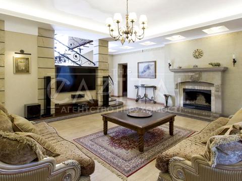 будинок за адресою с. Романків, Лісова вул.