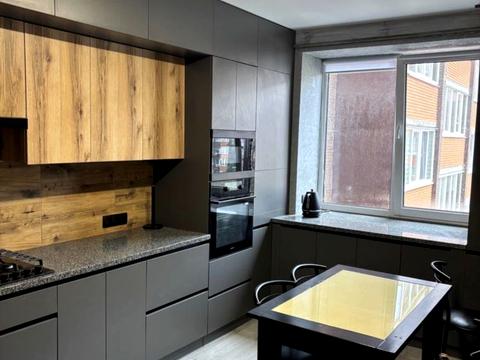 квартира по адресу Ивана Пулюя ул., 40/12