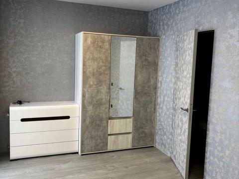 квартира по адресу Ивана Пулюя ул., 40/12