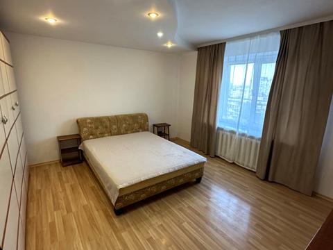 квартира за адресою Київ, Богатирська вул., 6/1