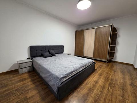 будинок за адресою Головна, 2