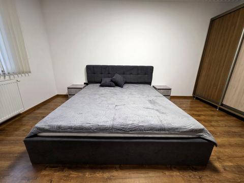 будинок за адресою Головна, 2