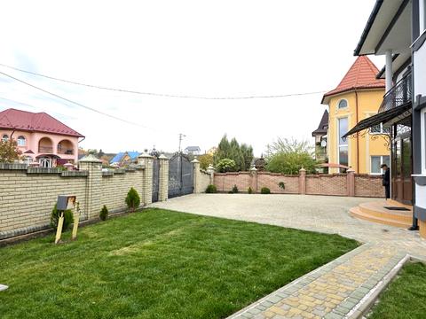 будинок за адресою Головна, 2