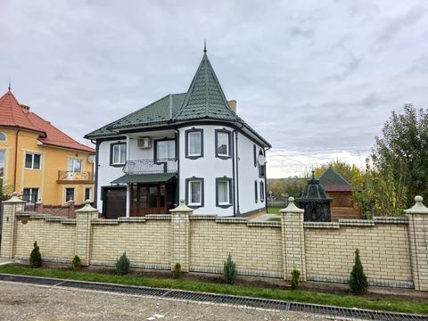 будинок за адресою Головна, 2