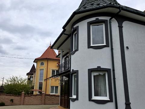 будинок за адресою Головна, 2