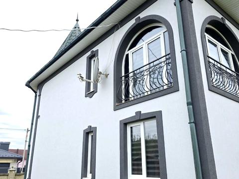 будинок за адресою Головна, 2