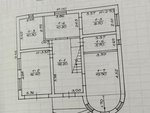 будинок за адресою Головна, 2
