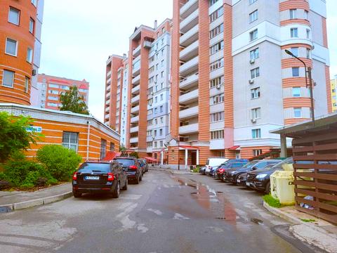 квартира за адресою Боголюбова вул., 25