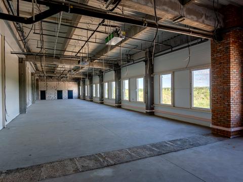 комерційна за адресою Бориспільське шосе, 40