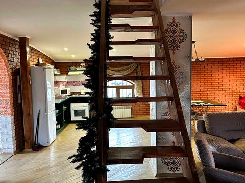 будинок за адресою Центральна