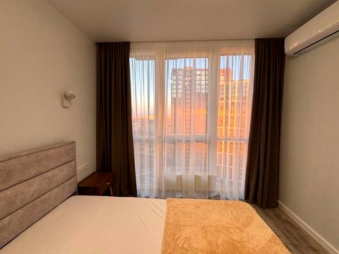 квартира по адресу Виктора Некрасова ул. (Північно-Сирецька), 10