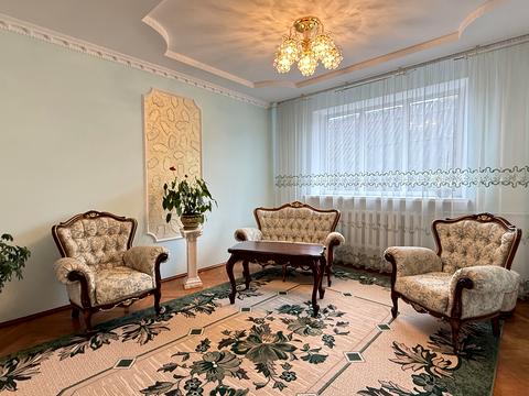 будинок за адресою Красильникова вул., 1