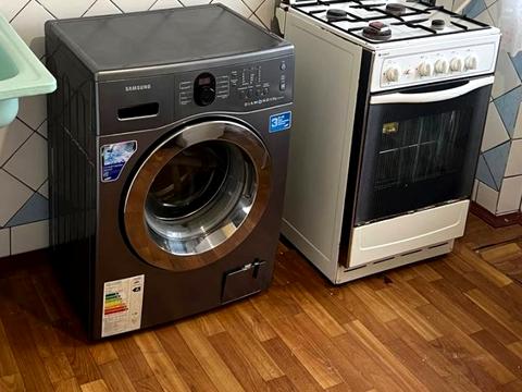 квартира за адресою Паркова вул. (Анатолія Олійника), 40