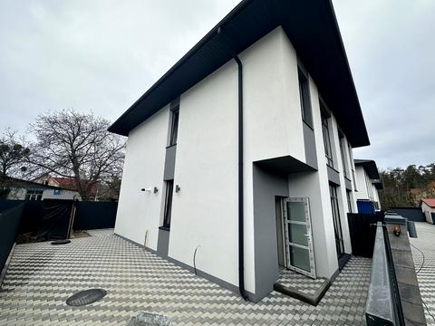 будинок за адресою Івана Багряного вул.