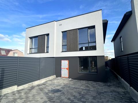 будинок за адресою с. Петропавлівська борщагівка, Леся Курбаса вул.