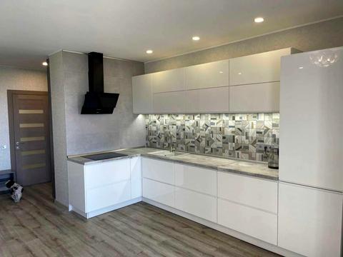 квартира за адресою Дніпровська набережна вул., 18-Б