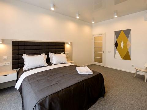 квартира за адресою Кловський узвіз (Кловський), 7