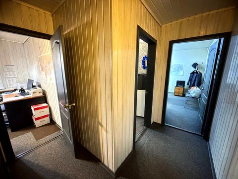 комерційна за адресою Калинова вул., 68