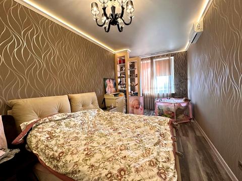 квартира за адресою Літературна вул., 8