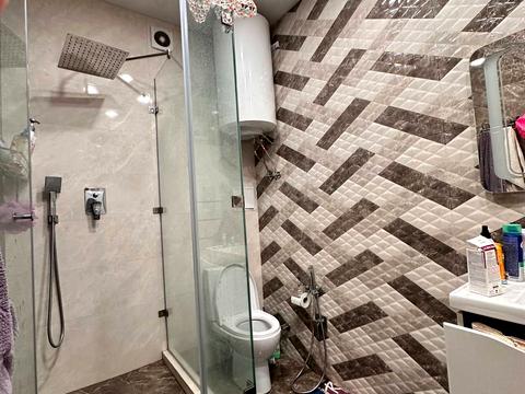 квартира за адресою Літературна вул., 8