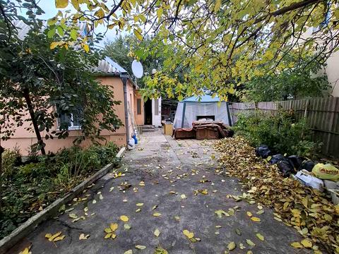 будинок за адресою Жовтнева вул.