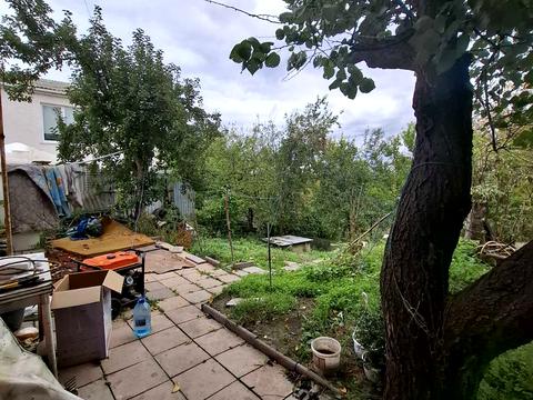 будинок за адресою Жовтнева вул.