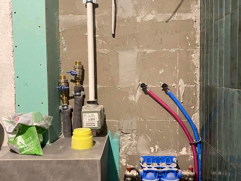 комерційна за адресою Газова вул., 7