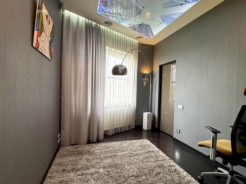 квартира по адресу Дмитрия Яворницкого просп. (Карла Маркса), 5