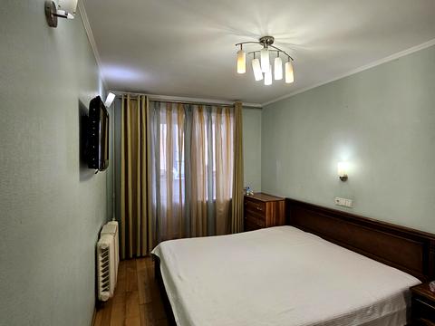 квартира за адресою Героїв полку "Азов" вул. (Маршала Малиновського), 11