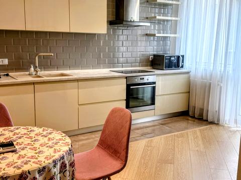 квартира по адресу Драгоманова ул., 2-Б