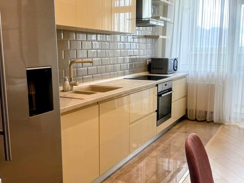 квартира по адресу Драгоманова ул., 2-Б