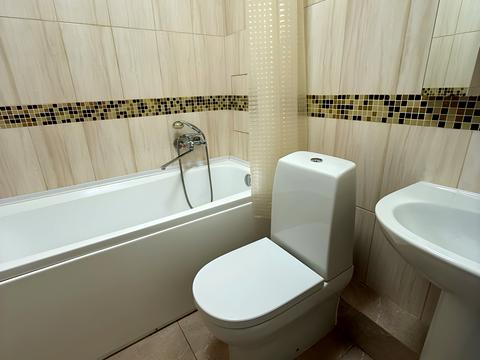 квартира за адресою Академіка Глушкова просп., 9-В