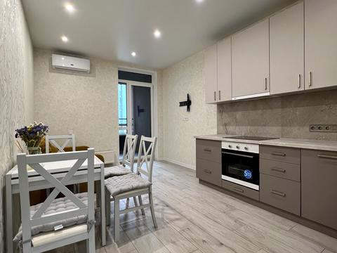 квартира за адресою Тадея Рильського бульв., 1