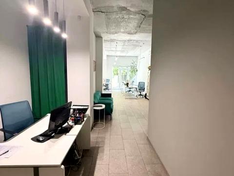 коммерческая по адресу Дмитрия Яворницкого просп. (Карла Маркса), 5