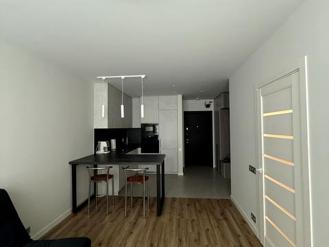 квартира по адресу Виктора Некрасова ул. (Північно-Сирецька), 12-А