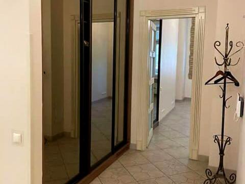 коммерческая по адресу Крутой спуск, 5