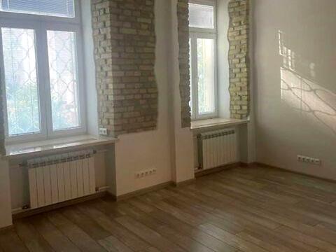 коммерческая по адресу Крутой спуск, 5