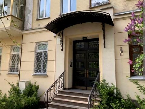 коммерческая по адресу Крутой спуск, 5