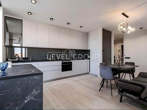 квартира за адресою Дніпровська набережна вул., 18-А